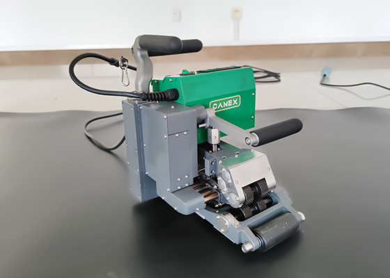HDPE Geomembrane Hot Wedge Machine 220V 2400W 1,0-4,0 мм PP прудовой подкладки