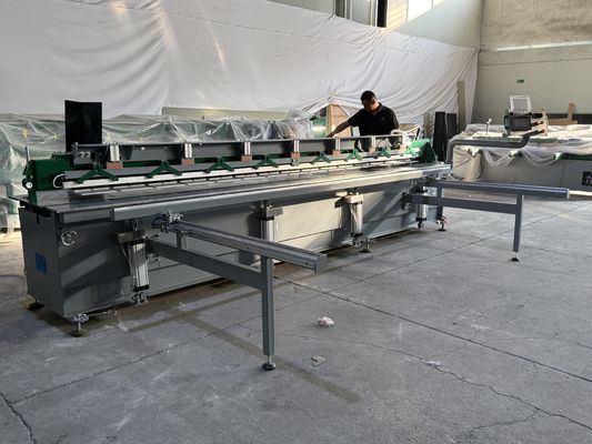 Гибочная машина листа CE 3mm автоматной сварки Pvc свертывая пластиковая
